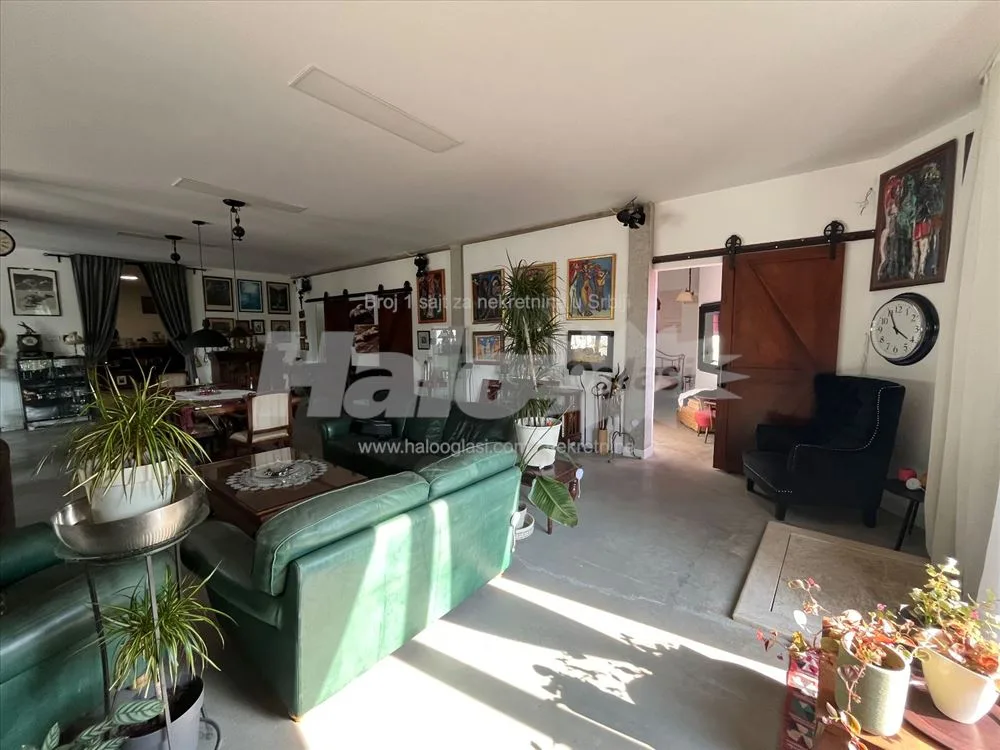 Kuća "The LOFT" 560 m2, na 30 ari placa — 7