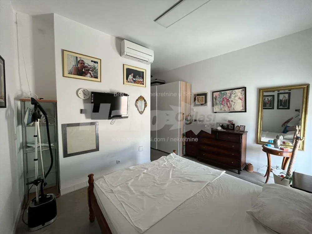 Kuća "The LOFT" 560 m2, na 30 ari placa — 15