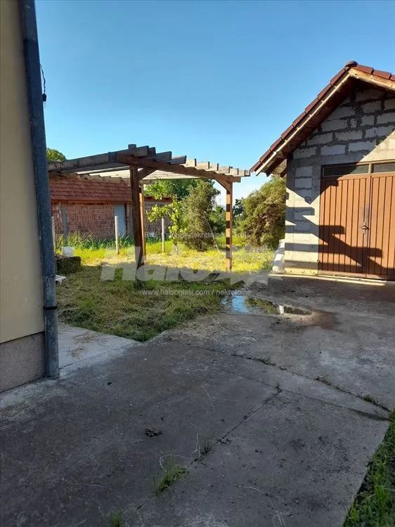 Kuća u Bečmenu- direktna prodaja od vlasnika — 8