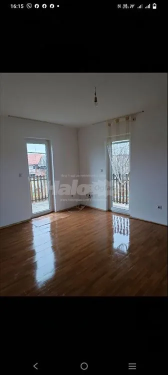 Kuća u Borči, Popova bara, uknjiženo — 8