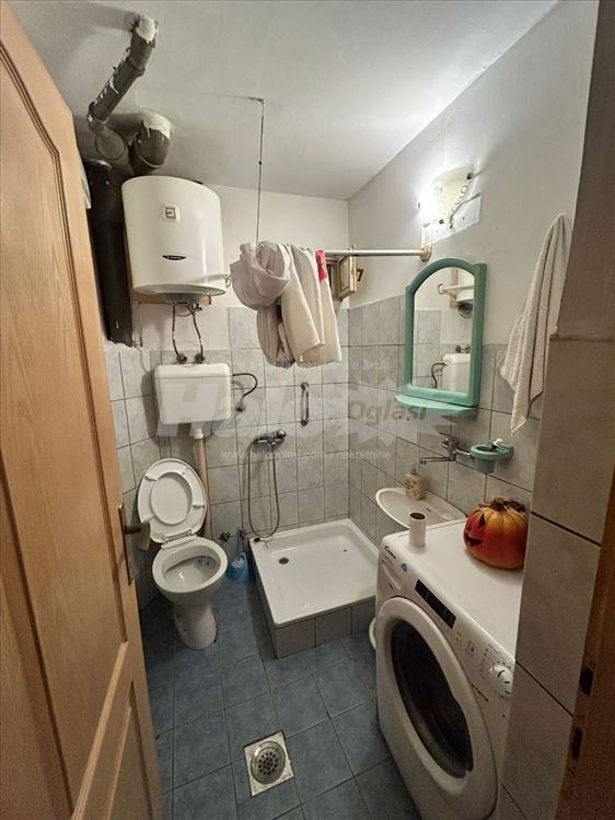 Kuća u centru Slanaca — 5