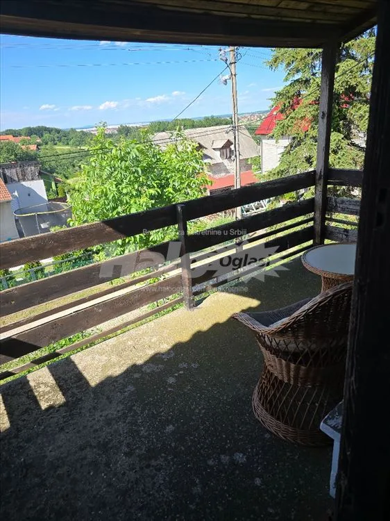 Kuća u Lazarevcu, Šušnjar, 6 ari, 3km od opštine — 6