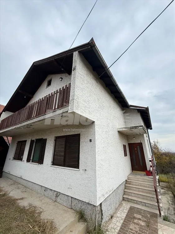 Kuća u Leštanima, Hitno — 3