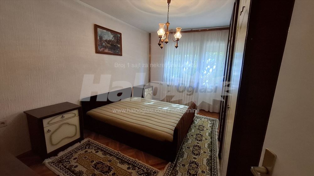 Kuća u mirnom delu Sremčice - PR+P1+PK — 7