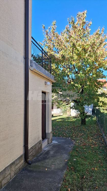 Kuća u mirnom delu Sremčice - PR+P1+PK — 14