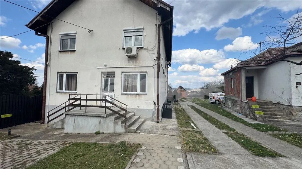 Kuća za 50 radnika Avala 350m2, dvorište 20 ari — 2
