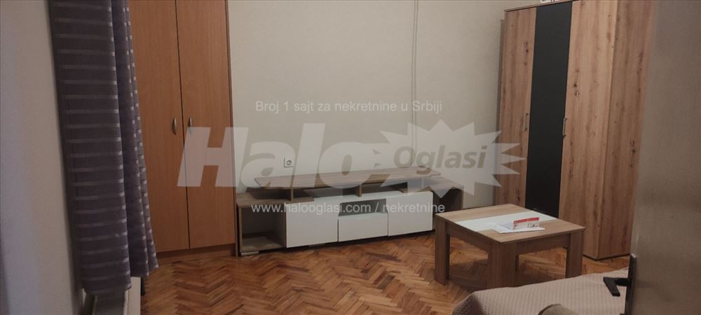 Kuća za izdavanje — 11