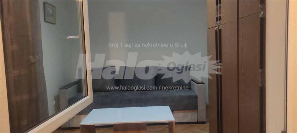 Kuća za izdavanje — 15