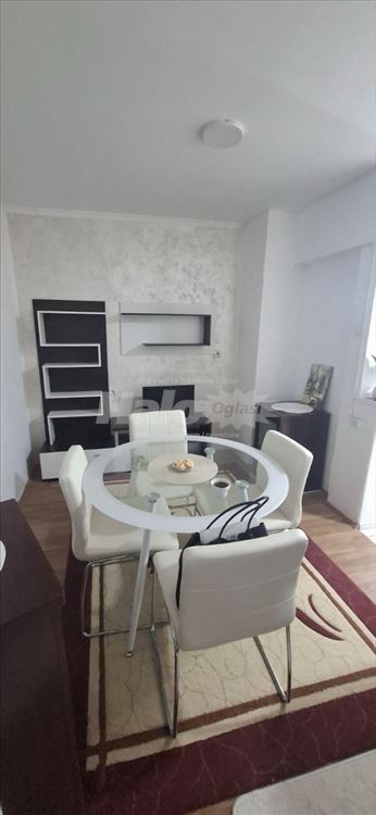 Kuća za izdavanje — 9