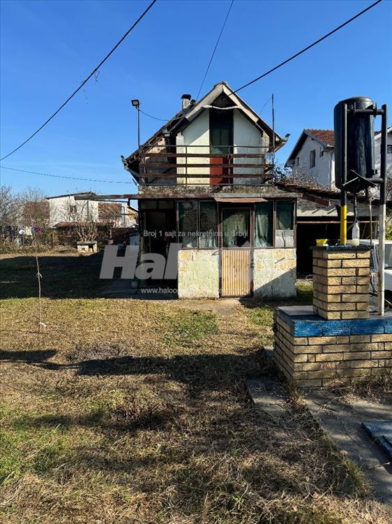 Kuca i plac - Mali Raj - struja, voda, vlasnik — 3