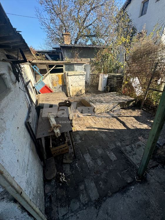 Kuca i plac - Mali Raj - struja, voda, vlasnik — 7