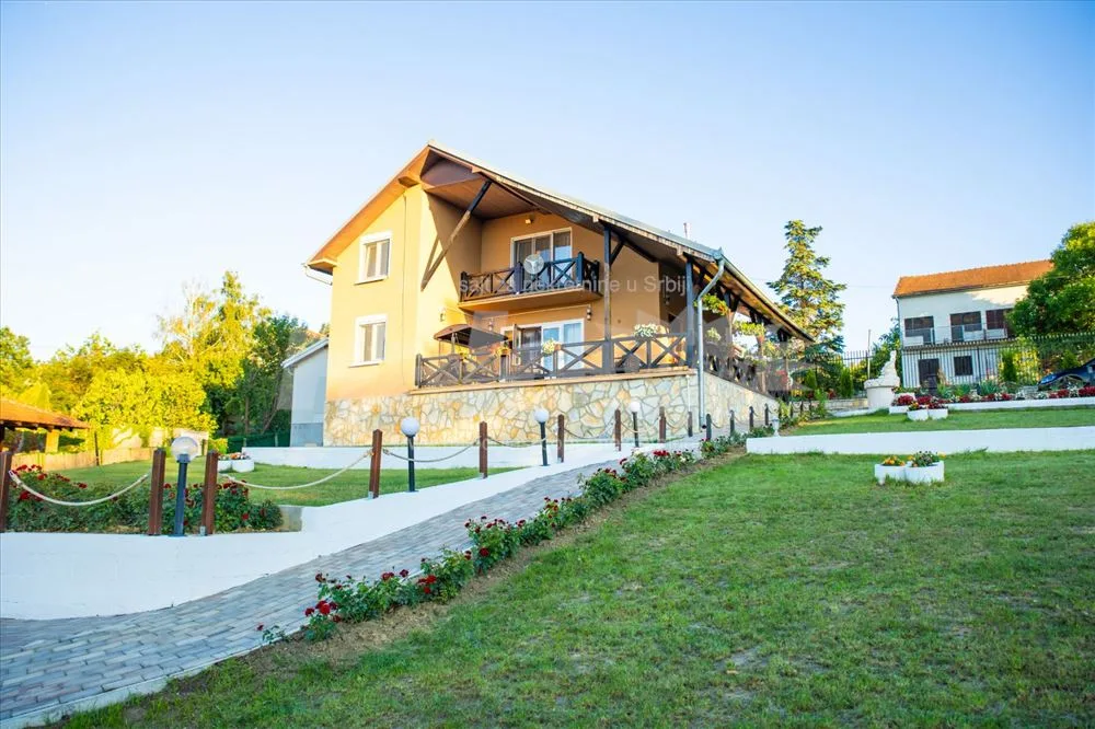 Kuca sa pogledom na Dunav Grocka — 4