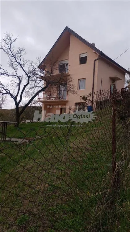 Kuca sa prelepim pogledom na Dunav — 3