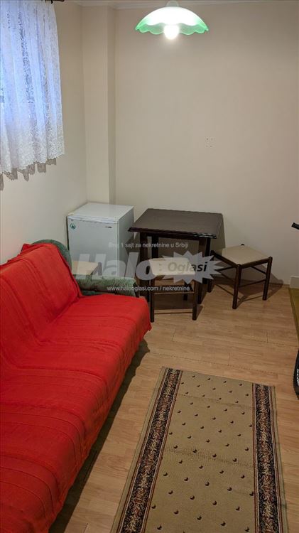 Kuca, Zemun, Cara Dusana — 2