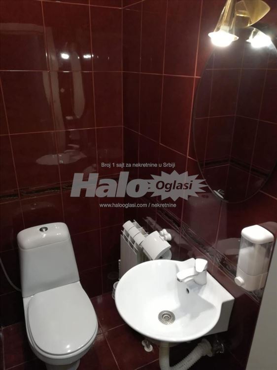 Kuca/kancelarijski, poslovni prostor za izdavanje, — 6