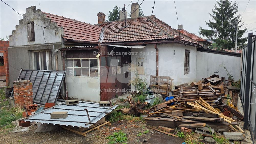 Kucu na Vozdovacu,Dusanovac,Gorička,sama na placu — 7