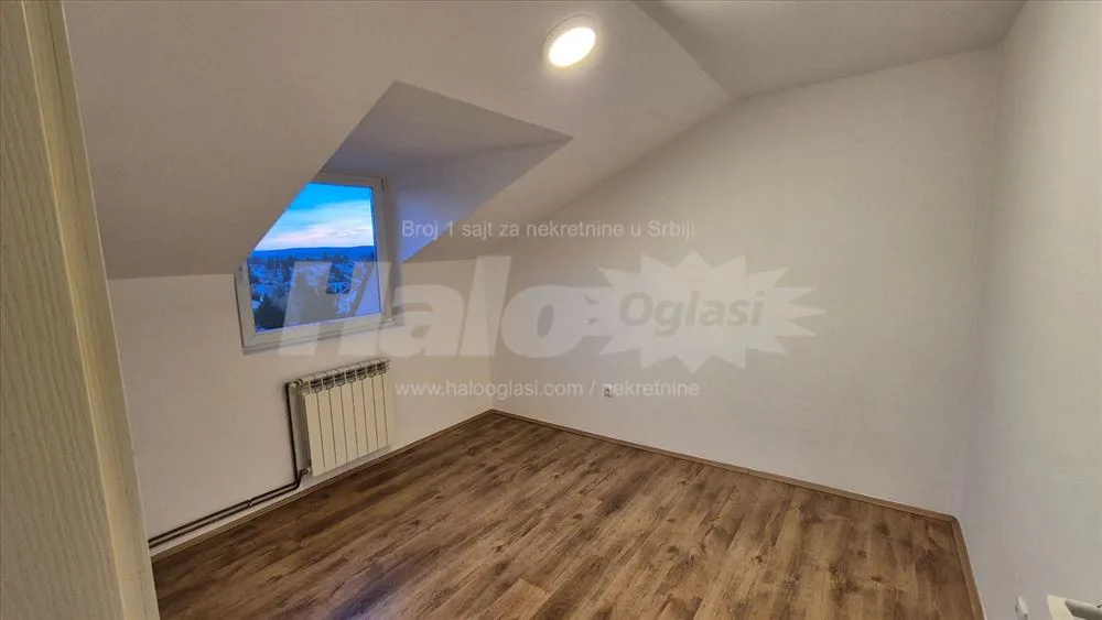 Labudovo brdo, 32m2, Top lokacija! — 3