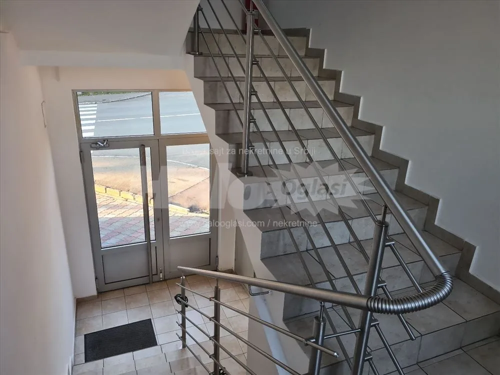 Labudovo brdo, 32m2, Top lokacija! — 8