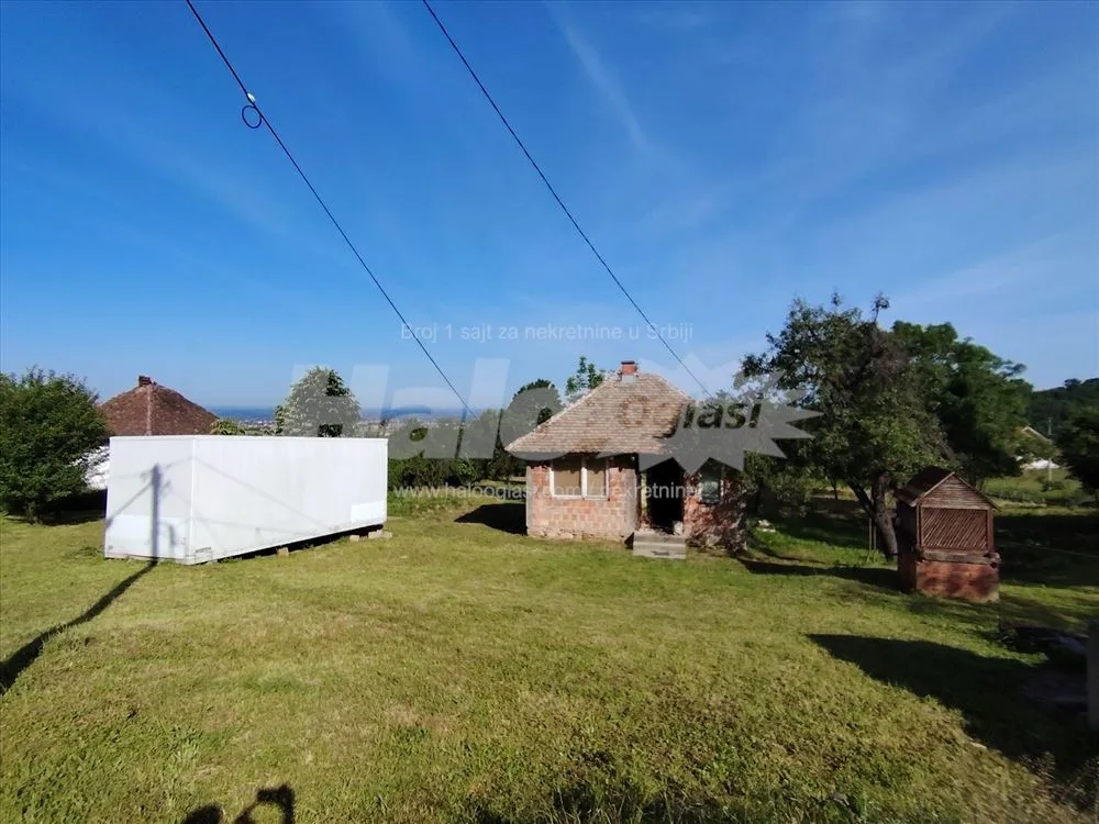LAZAREVAC, Dren, plac 29 ari sa vikendicom — 2