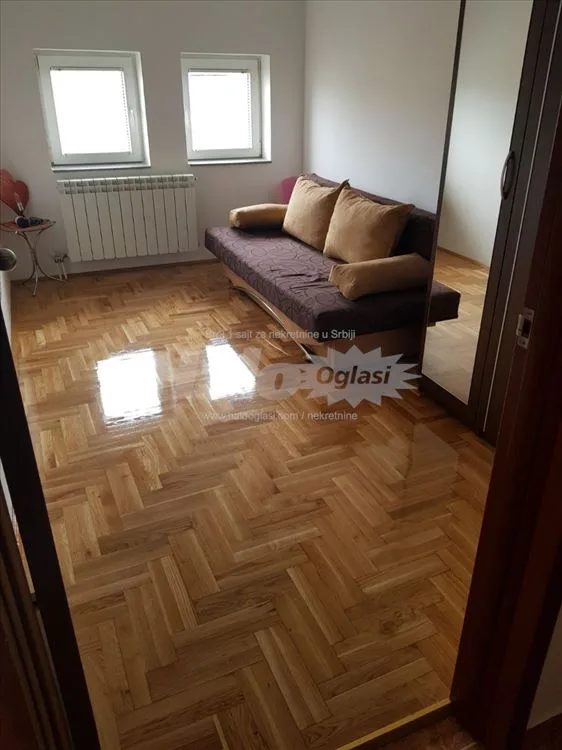 Lazarevac odličan 1.5 stan i parking u centru — 8