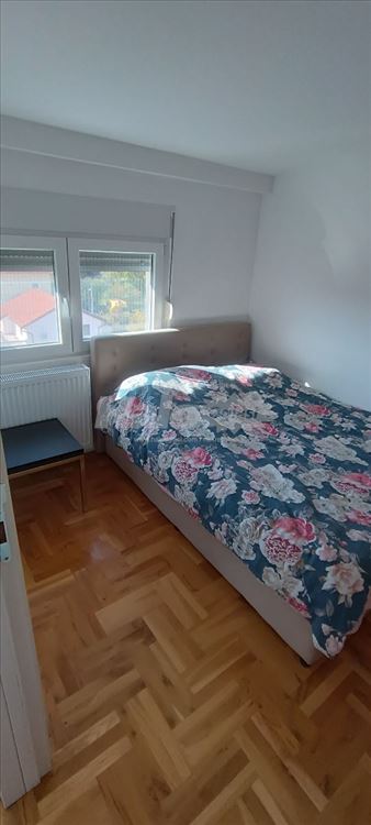 Ledine dvoiposoban namešten stan — 12