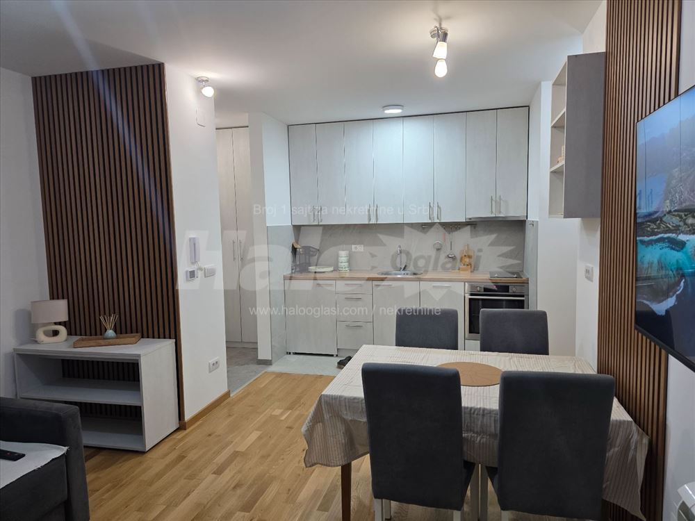 Ledine Najbolja Lokacja Lux — 8