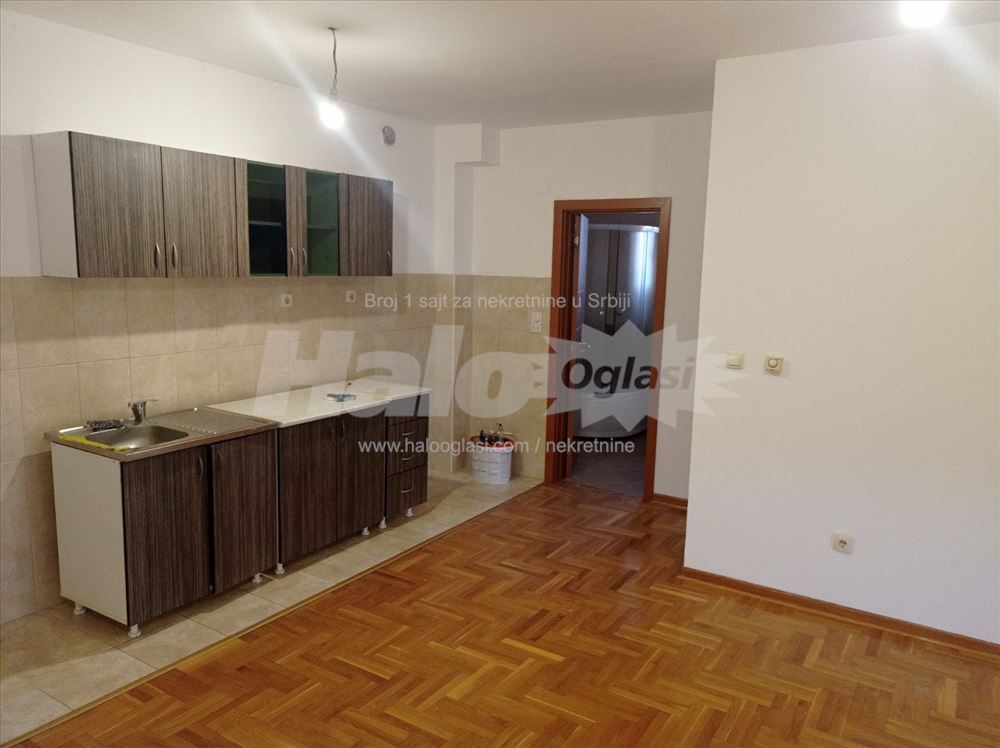 Ledine, ul. Beračka - Novi Beograd — 5