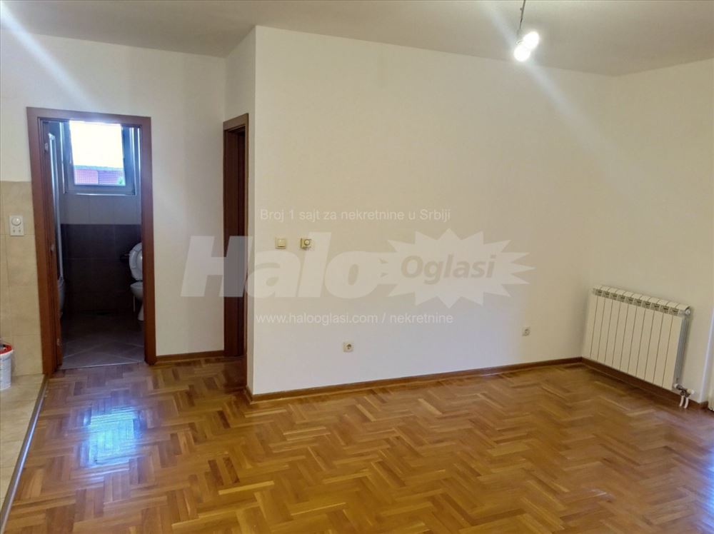 Ledine, ul. Beračka - Novi Beograd — 8
