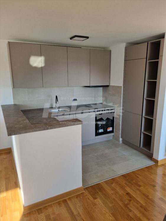 Ledine Vojvodjanska 498E Četvorosoban 90m² — 3