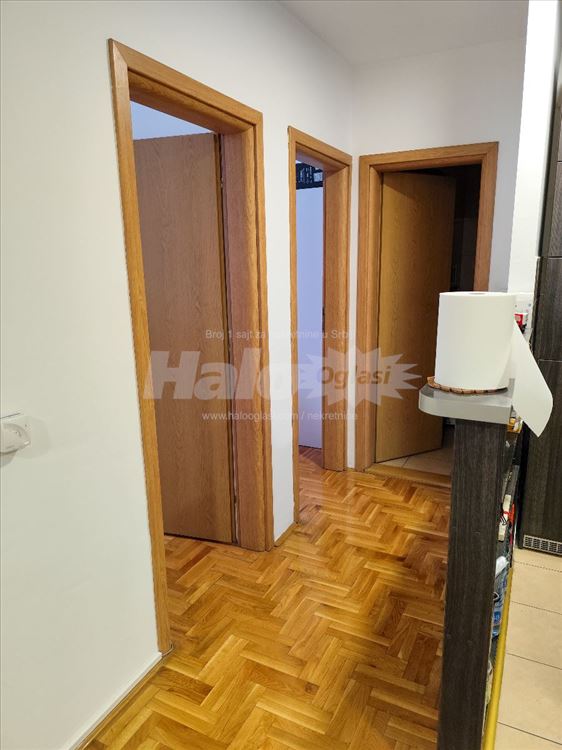 Lekino brdo: Namešten 2.5 stan (53m2) + garaža — 7
