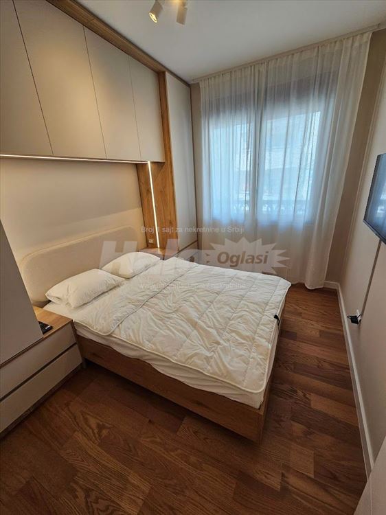 Lekino brdo, Neuseljavan lux stan, Vlasnik — 8