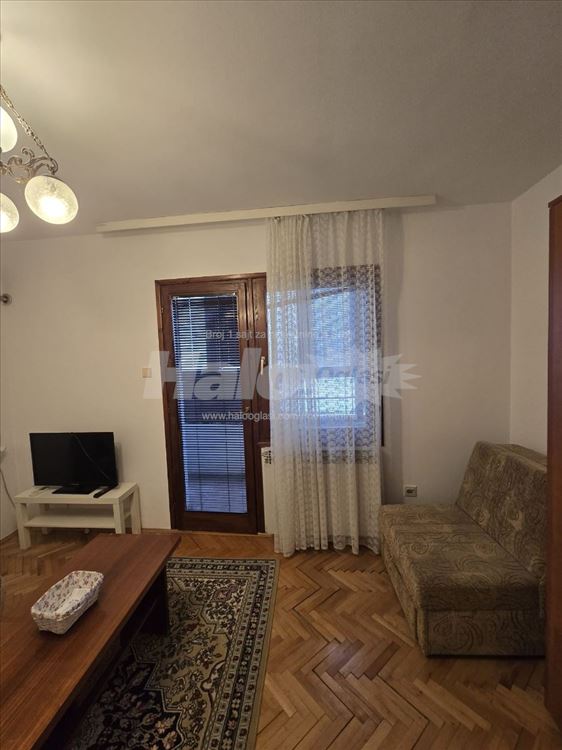 Lep 1.0 stan u Žarkovu, 30m² — 2
