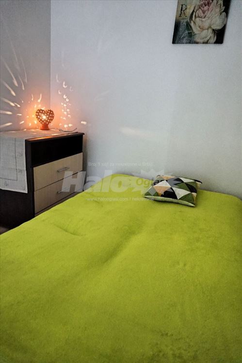 Lep 1,5 Stan 35m,Zemun ,Altina, ,330eur — 11