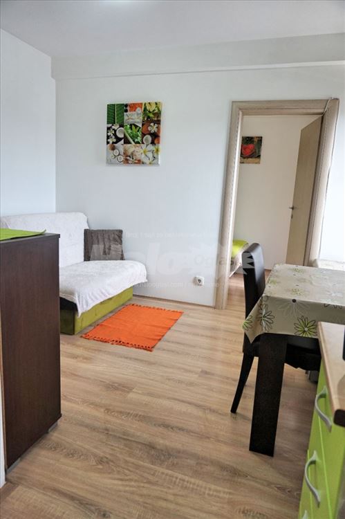 Lep 1,5 Stan 35m,Zemun ,Altina, ,330eur — 14