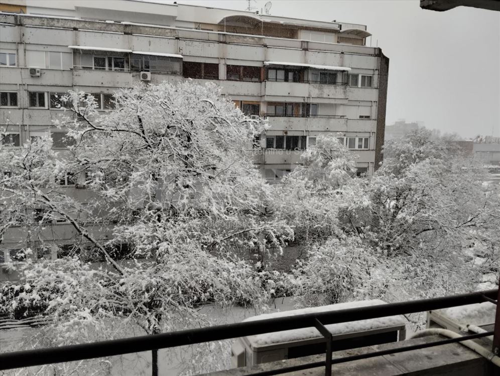 Lep 2.5 soban stan Blvr Zorana Djindjica, blok 29 — 6