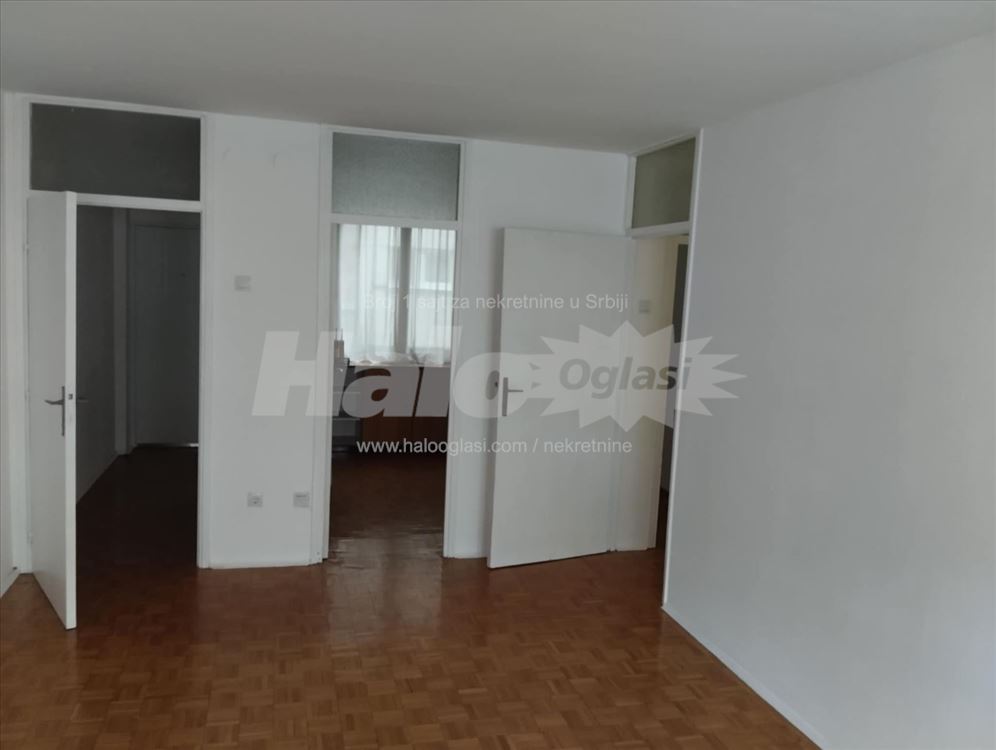 Lep 2.5 soban stan Blvr Zorana Djindjica, blok 29 — 8
