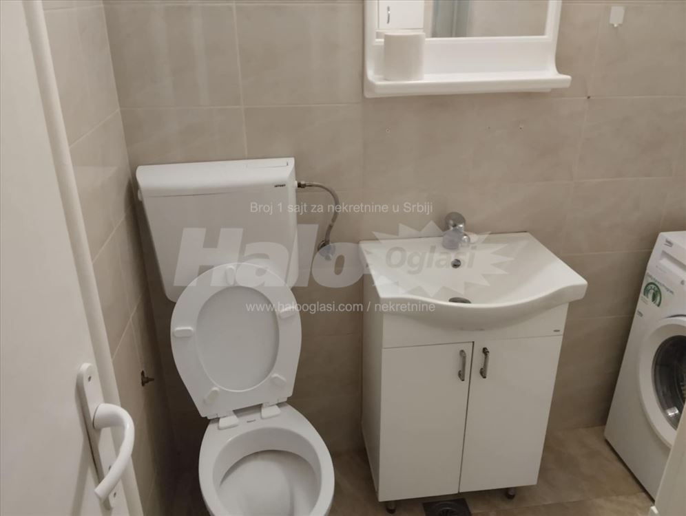 Lep 2.5 soban stan Blvr Zorana Djindjica, blok 29 — 13