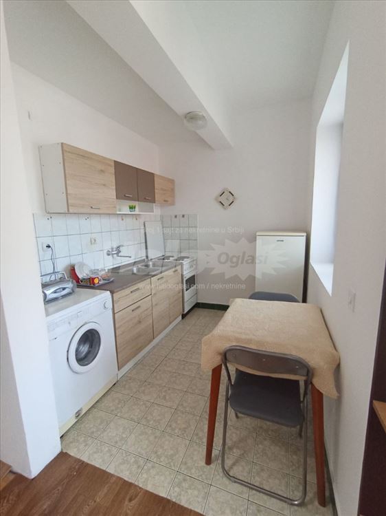 Lep dupleks Cvetkova pijaca 33m2 — 8
