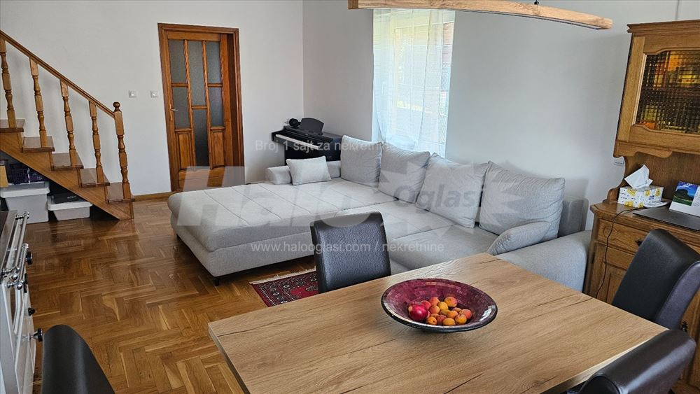 Lepa kuća uz avalsku šumu, malo i mirno naselje — 8