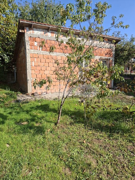 Leštane, uknjižena kuća — 4