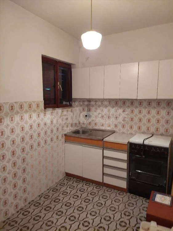 Leštane, uknjižena kuća — 5