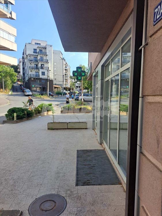 Lokal 117m2 preko puta Maxija kod Aviv Parka — 3