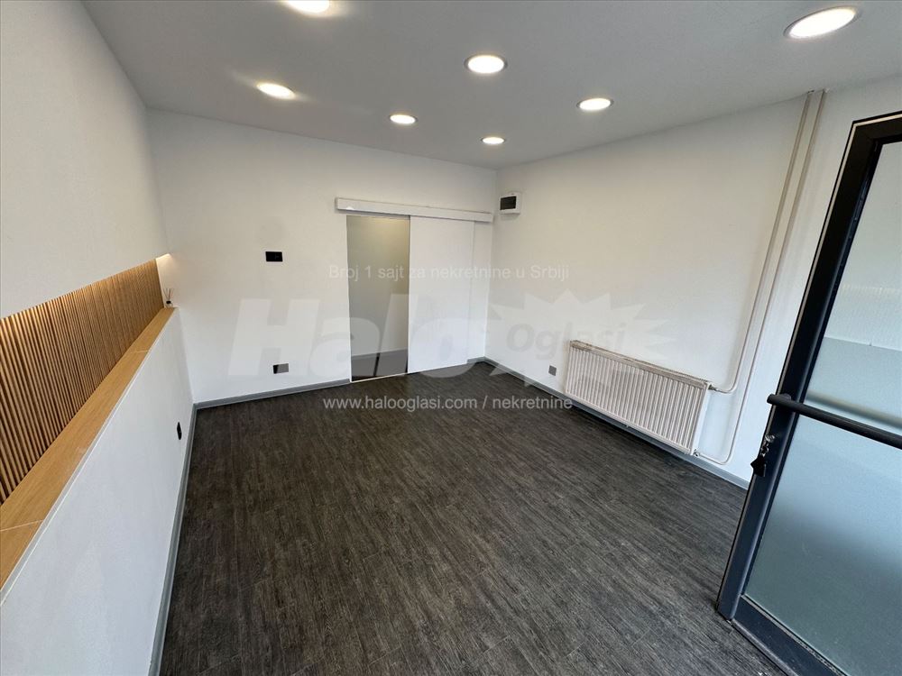 Lokal Arena 20m² — 3
