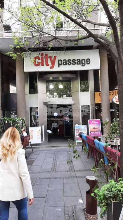 Lokal - City Passage — 2