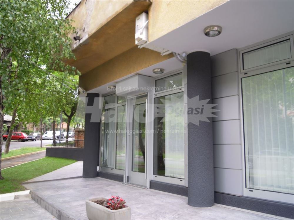 Lokal Gospodara Vučića - 93 m2 — 2