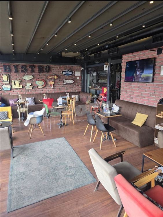 Lokal-Kafe bar Bistro — 5