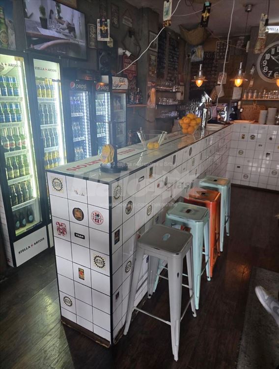 Lokal-Kafe bar Bistro — 9