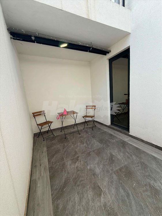Lokal kod Cvetka + parking - Ljube Davidovića 8 — 9