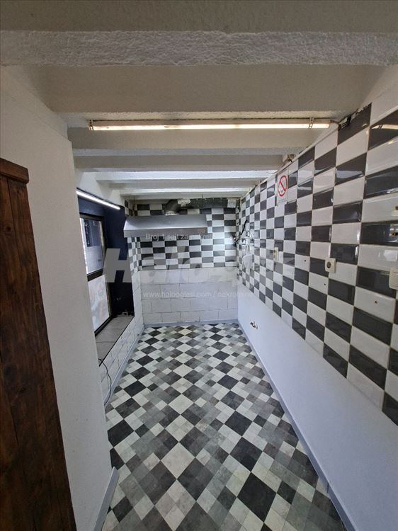 Lokal na Dorcolu — 6