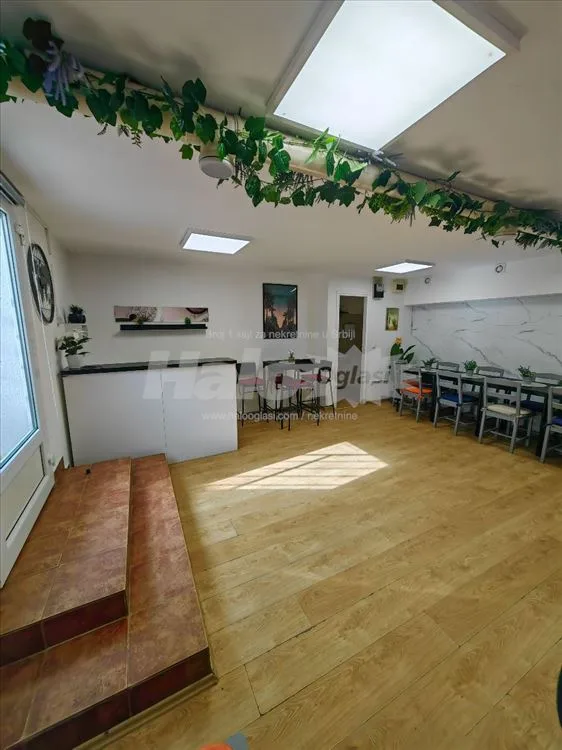 Lokal na Vidikovcu — 2